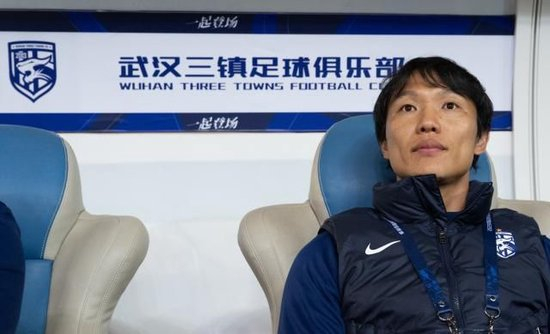 三鎮(zhèn)變陣首勝：鄧涵文造兩球，紹爾前腰激活攻擊群